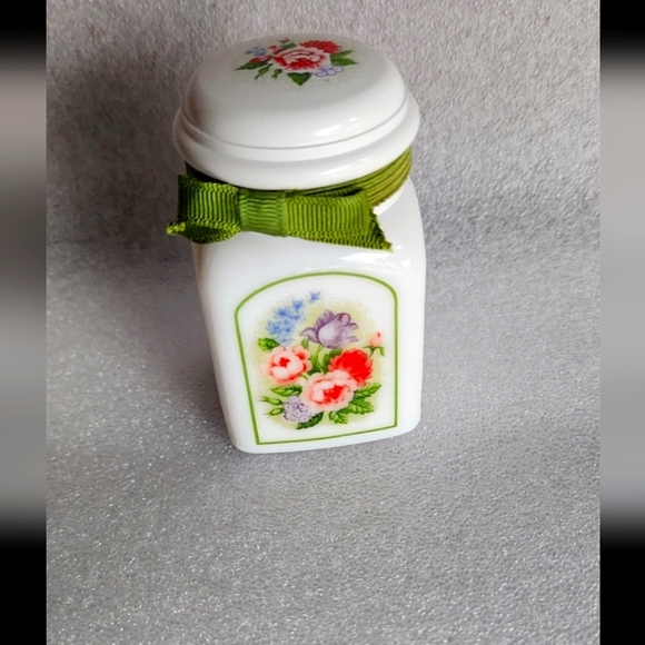 Avon * Rare New & Sealed Country Garden Charisma Beauty Dust 3pc Set - Picture 6 of 8